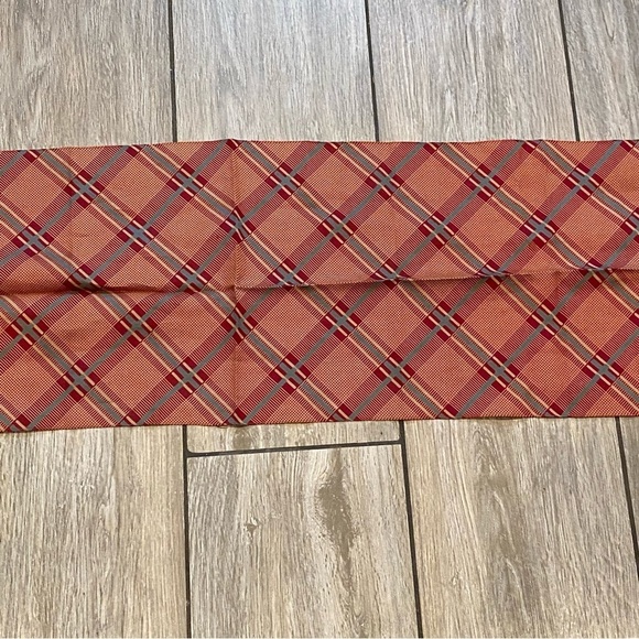 Vintage Plaid Scarf - Picture 4 of 9